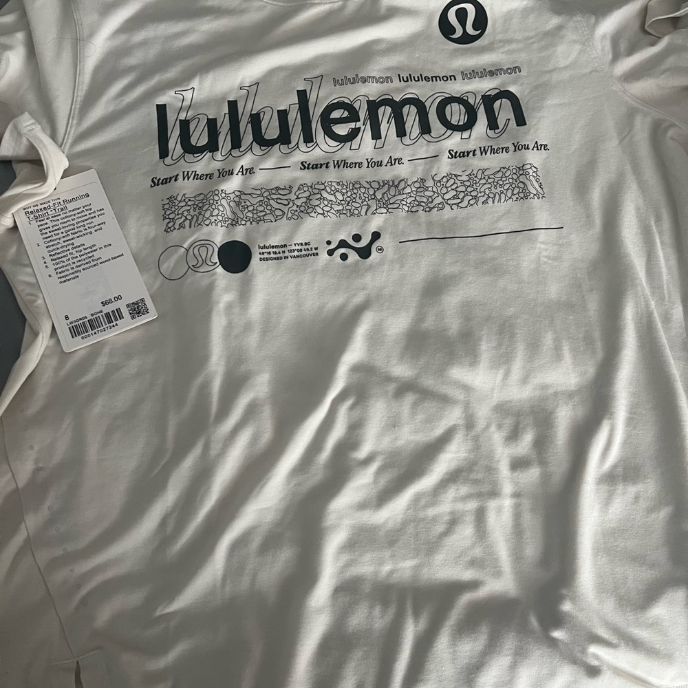 Womens Lululemon Tshirt size 8